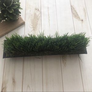 🆕 Faux Grass and Moss Planter Box